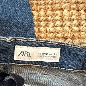 Zara Classic Blue Jeans